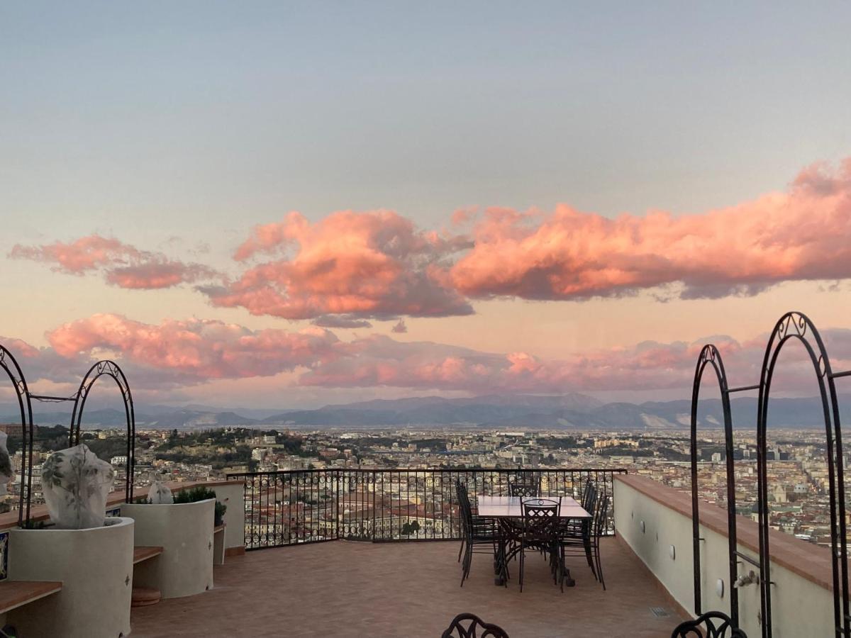 Le Petit Palais - Naples Bed & Breakfast ภายนอก รูปภาพ